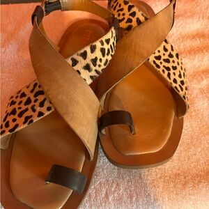 Leopard Print Brown Sandals w/ pony hair